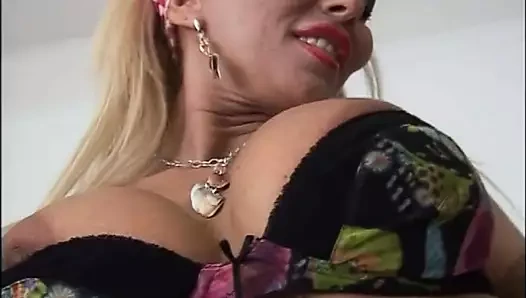 Bocce xxl salsa süper anal - bölüm 4