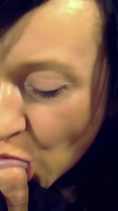 Harika yarak stimülasyonu ve büyük boşalma