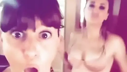 Kaley cuoco sutyenle dans ediyor