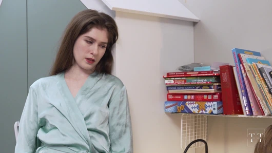 Çok kötü bir kız olmuşsun Bella! Üvey baba Tim seni cezalandıracak