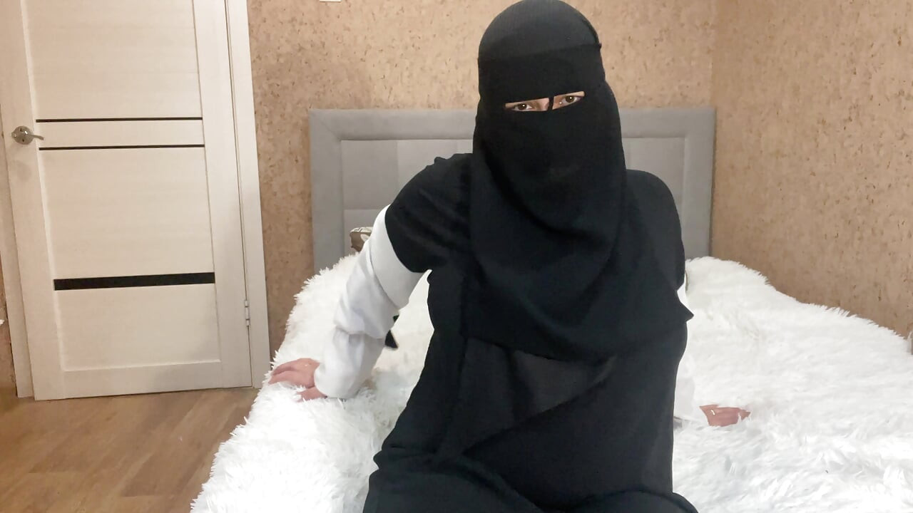 Suriyeli üvey anne üvey oğluna mastürbasyon yapma talimatı veriyor
