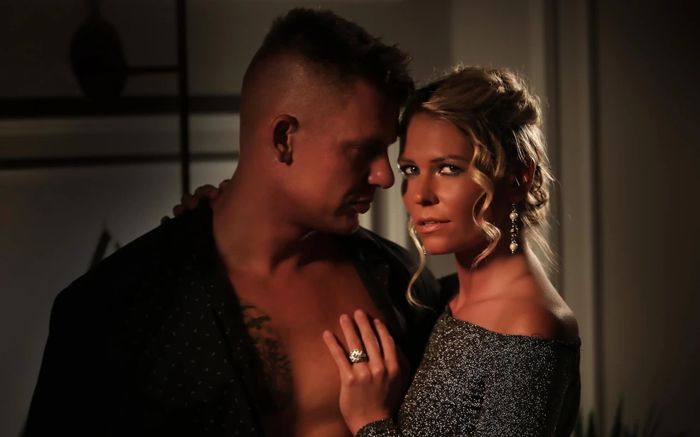 Раздетая 2 - Sinfulxxx