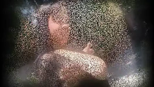 Busty abanoz içinde seksi kadın iç çamaşırı gets ona twat yaladı