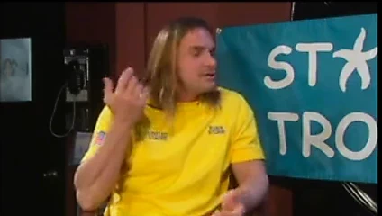 Sarışın hottie sahnede çarptım