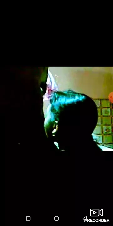 Mohinir chodate dhara guder ros kheyei nilo barasat