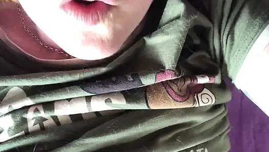 Fetlife'dan 28. 390 lbs curvyteenqueen hakkında fanteziler kuruyorken patlayıcı fışkırtmalı orgazm