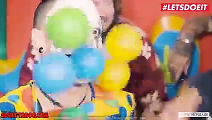 Gonzo gf sağlar onu bitirmek içeride ona