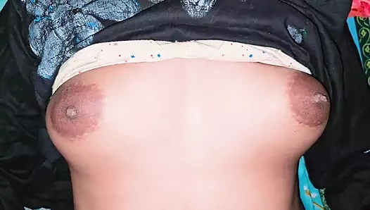 Pakistani Tarsi Hoi BV Ko Dosra Loon Chahay-Hindi Audio