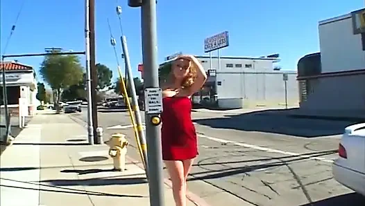 18 yaşındaki ucuz anal dölleme fahişesi!