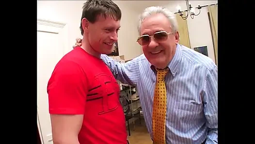 Prag'daki Kötü Aile - (bölüm #03)