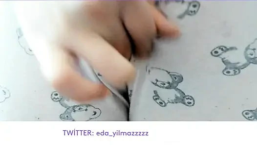 MASTURBATE WITH PAJAMAS- RUBBING PUSSY WITH PAJAMAS- CAMELTOE