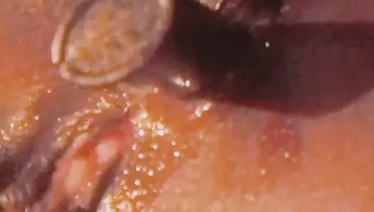 Ateşli şımarık lezbiyen amcık fışkırtıyor ve boşalıyor, anal sikiş ve amcık 🥵