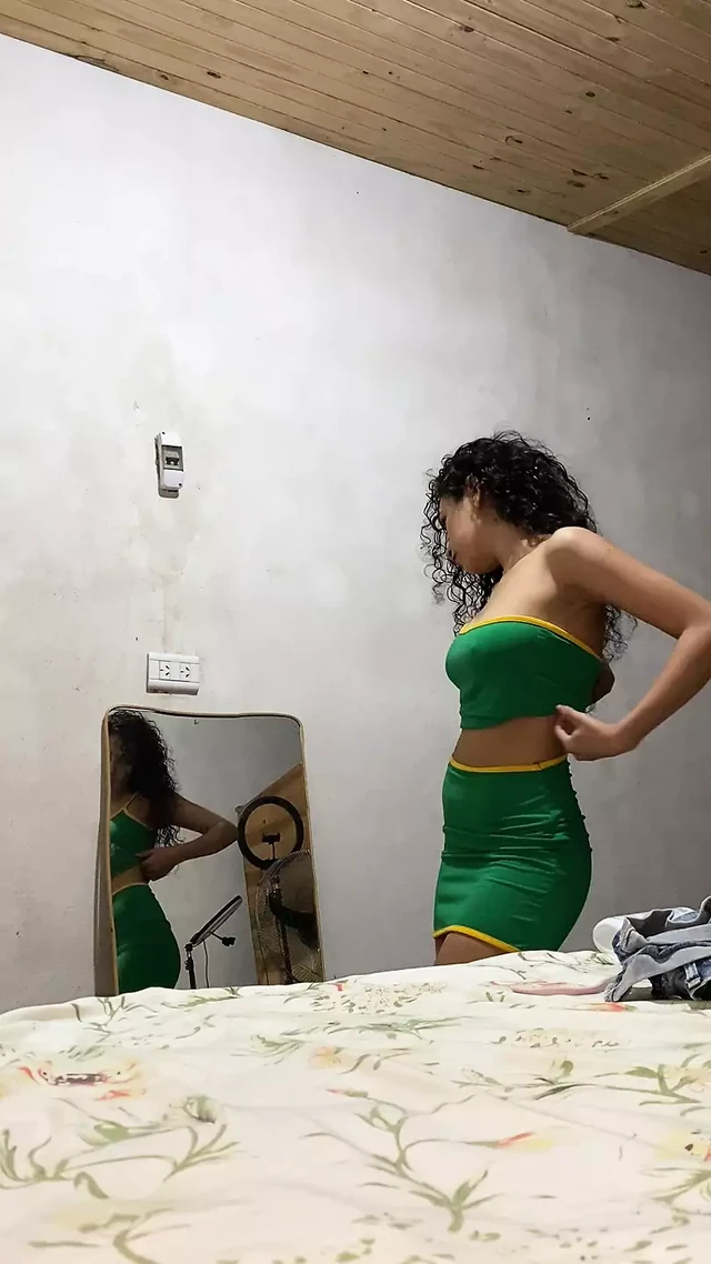 Я не знаю, какую одежду надеть в колледж, что вы думаете?