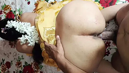 Ночной самостоятельный трах индийской бхабхи, ясное хинди видео дези