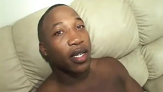 Büyük zenci götü amında büyük siyah yarağı seviyor... göte boşalma