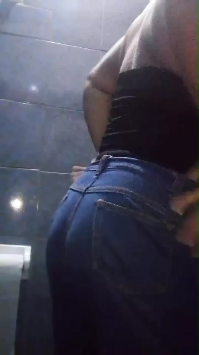 Fahişe olduğumu söylüyorlar