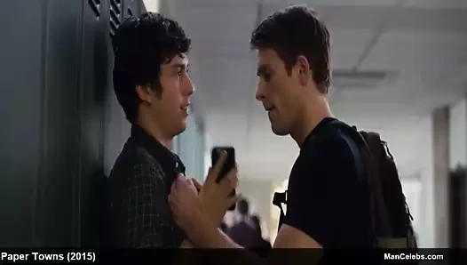 Filmde tamamen çıplak erkek ünlü griffin freeman