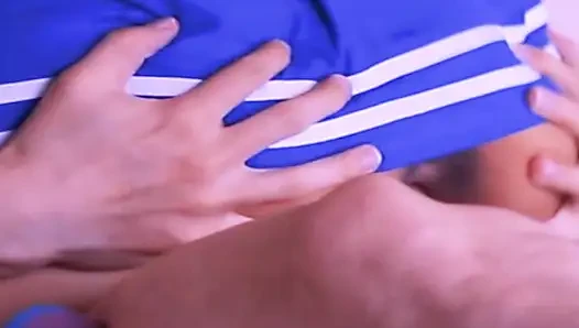 Hırslı öğrenci öğretmeninin sert yarağına binerek onay istiyor.