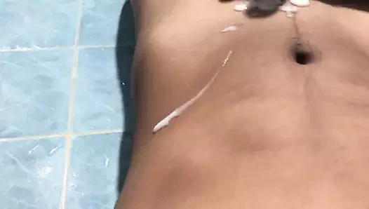 Indonesian boy bigdick muscle jerk in bathroom