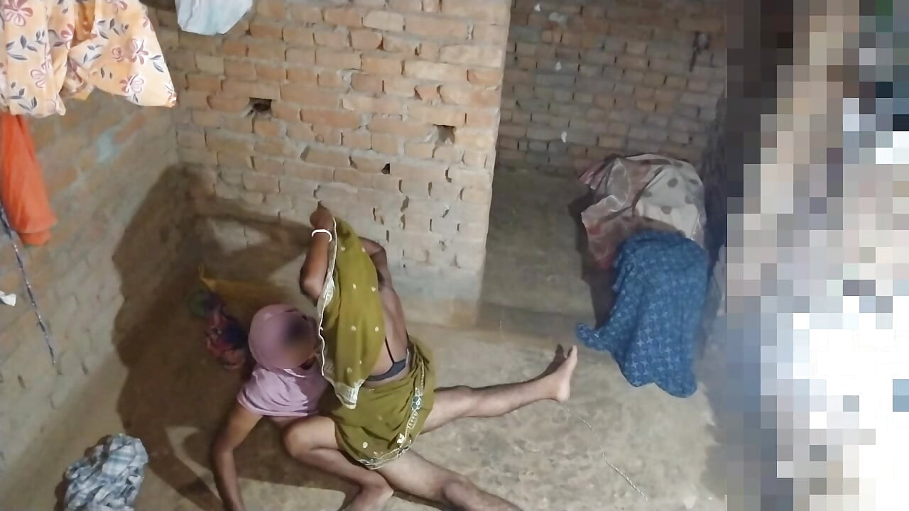 Kamwali teyzenin sert öpücüğü