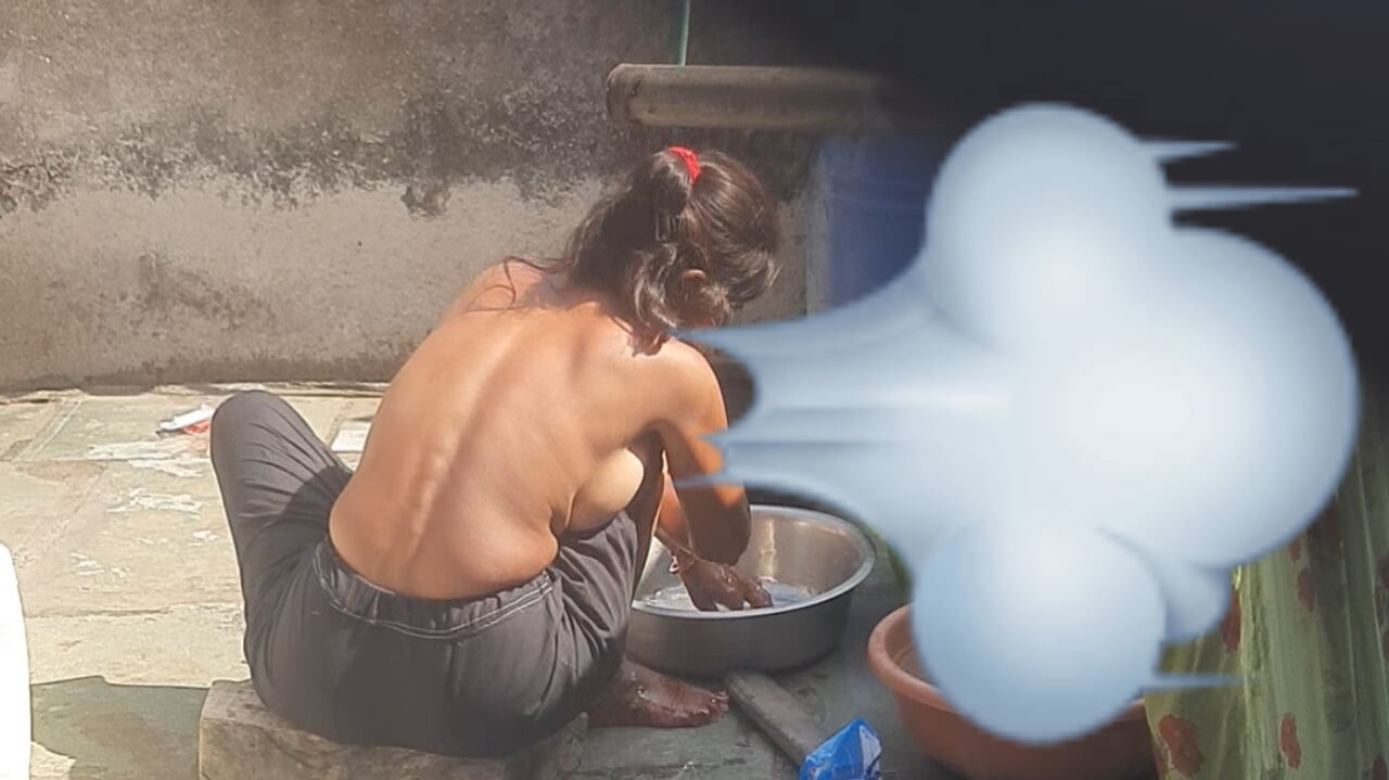 Hintli banyo üvey kız kardeş