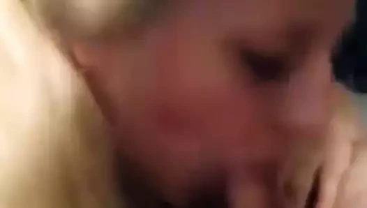 Karım bana oral seks yapıyor.