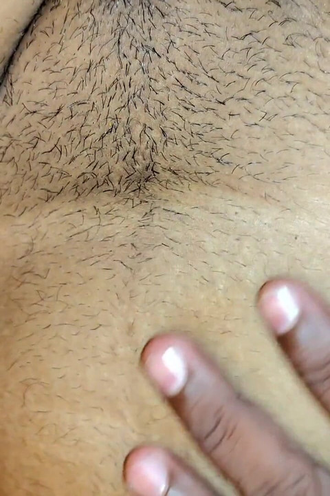 Ateşli Tamil Ev Hanımı