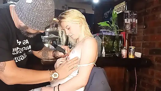 Meme dövmesi yaptırdım