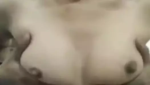 Hint çıplak gösteri