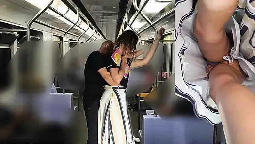 Trenle seyahat etmek giderek zorlaştı.