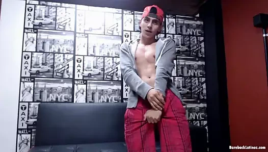 Latin oğlan nick maori mastürbasyon kapalı