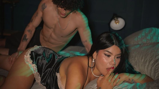 Stepmother confuses her stepson's cock with her husband's, but she was already very horny