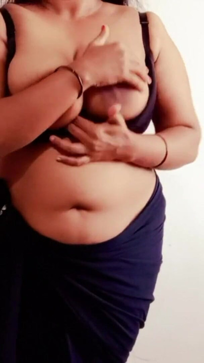 Desi Bhabhi Arya Devar Ka Bada Mota Lund Dheki or Fir Kya Huva Video Dheko - Hindi Clear Audio | Clip 1