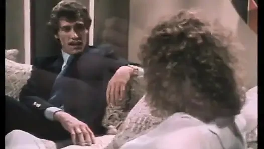 Randy yarak emiyor nostaljik bebek amcığını siktiriyor ve yüzüne boşalıyor
