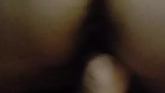 Daha fazla sürtük götten sikişiyor