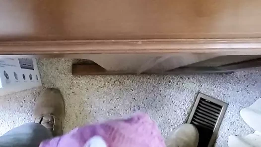 Adım annenin seksi tangasında cum