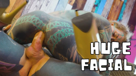 Dreadlocks ve topuklu ayakkabılar büyük zenci yarağının sert anal, yüze boşalma, anal, delik genişletmeleri