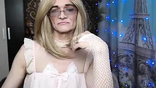 Pembe mastürbasyon yapan orospu