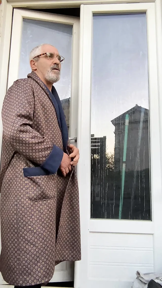 Seksi iç çamaşırlı.