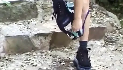 Ormanda sidik pantolon