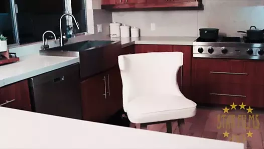 mutfakta sıcak şeyler