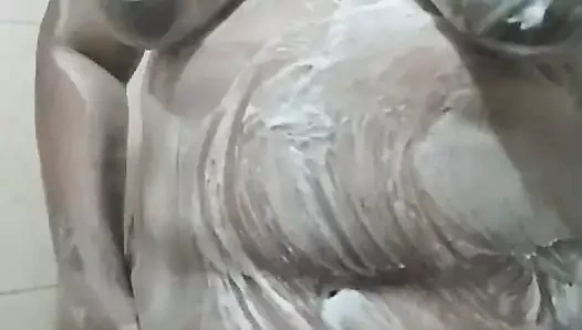 Kız arkadaş banyosu