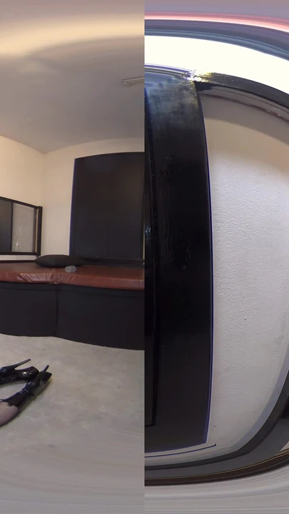 Захватывающий момент из "грудастая молодая милфа-глорихол сосет член незнакомца - виртуальная реальность глорихол"