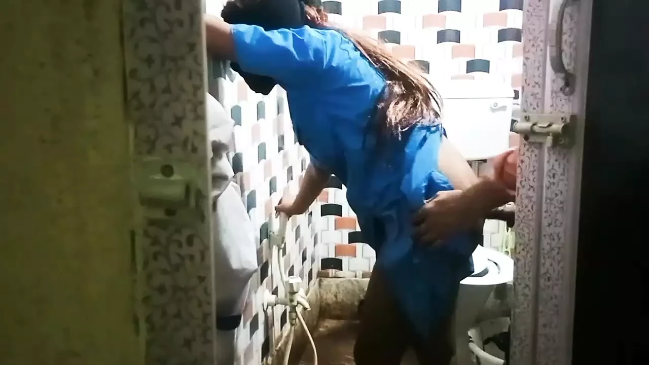 HD When Indian School Girl At Bathroom Amateur Porn Feat Fulki (Full Video) - California Special
