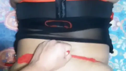 DELIKLERINI PARÇALıYOR