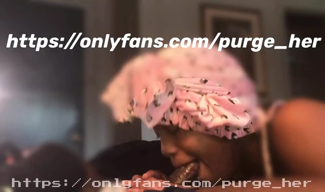 Bu yarağı özlemiş gibi em