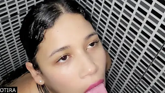 Yaramaz Bir Hizmetçi Tuttu Ve Sonunda Onu Sıcak Siktirdi