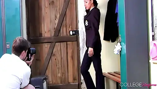 Victoria James'in yer aldığı fotoğraf çekimi