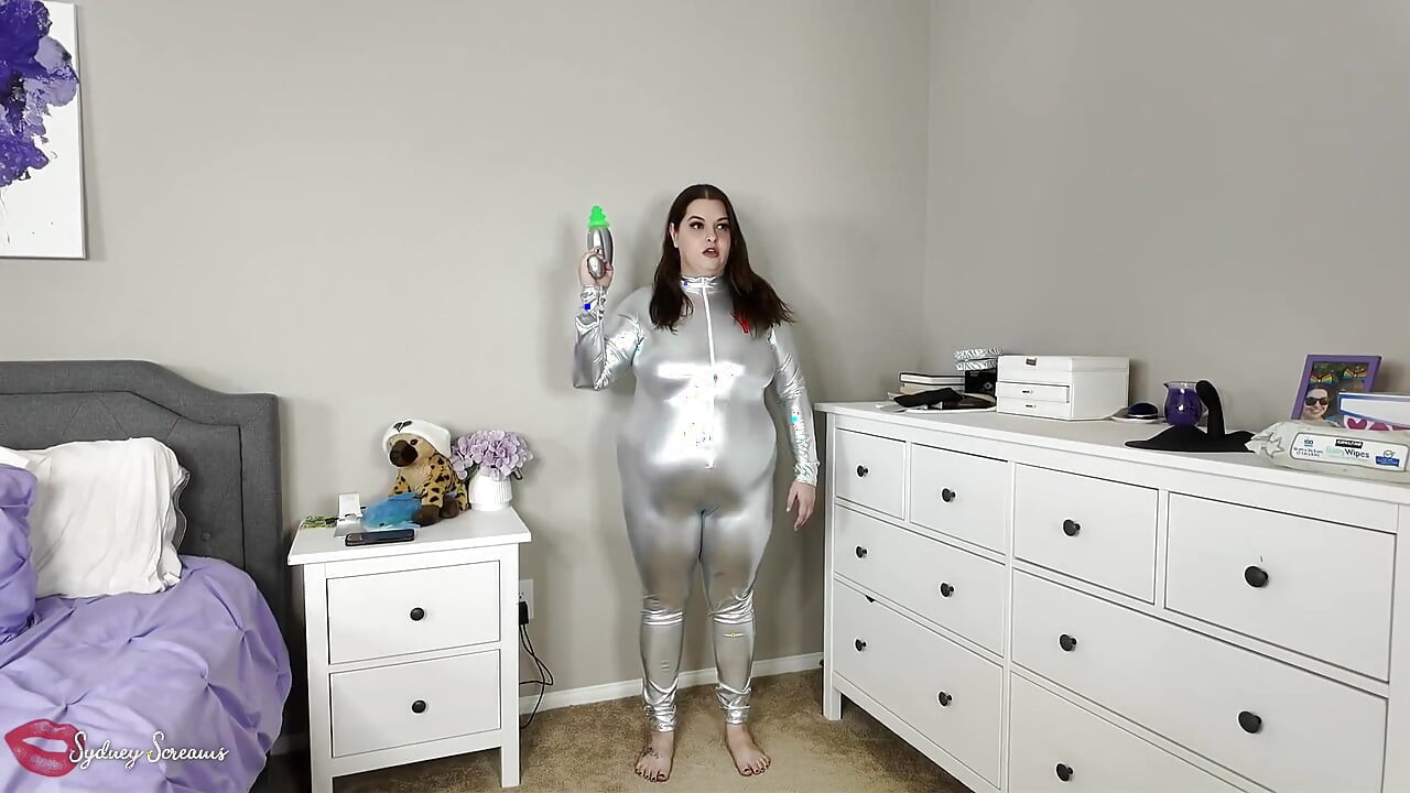 Güvenlik kadın robotu arıza yapıyor
