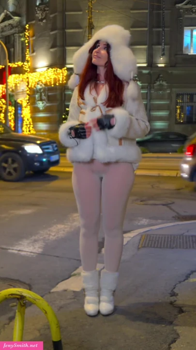 Peri masallarında külota gerek yok. Tam video sadece JenySmith.net